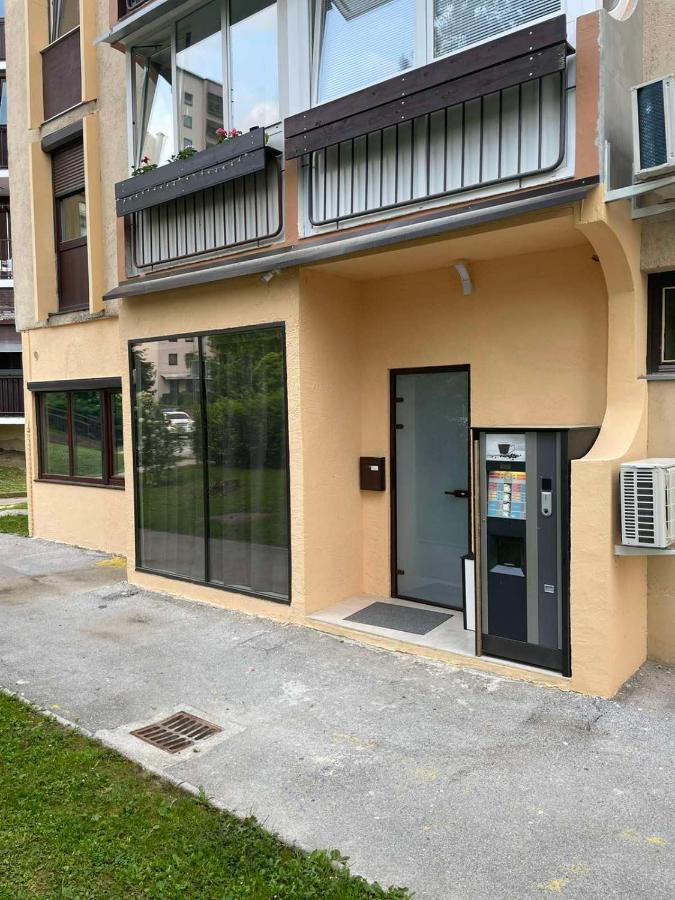 Apartment Arso Velenje Eksteriør bilde